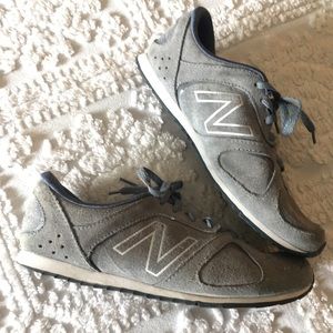 Gently Worn New Balance 555 Sneakers